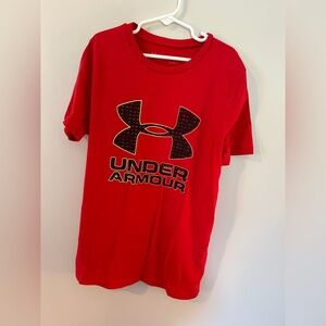 Red Under Armour tee shirt
